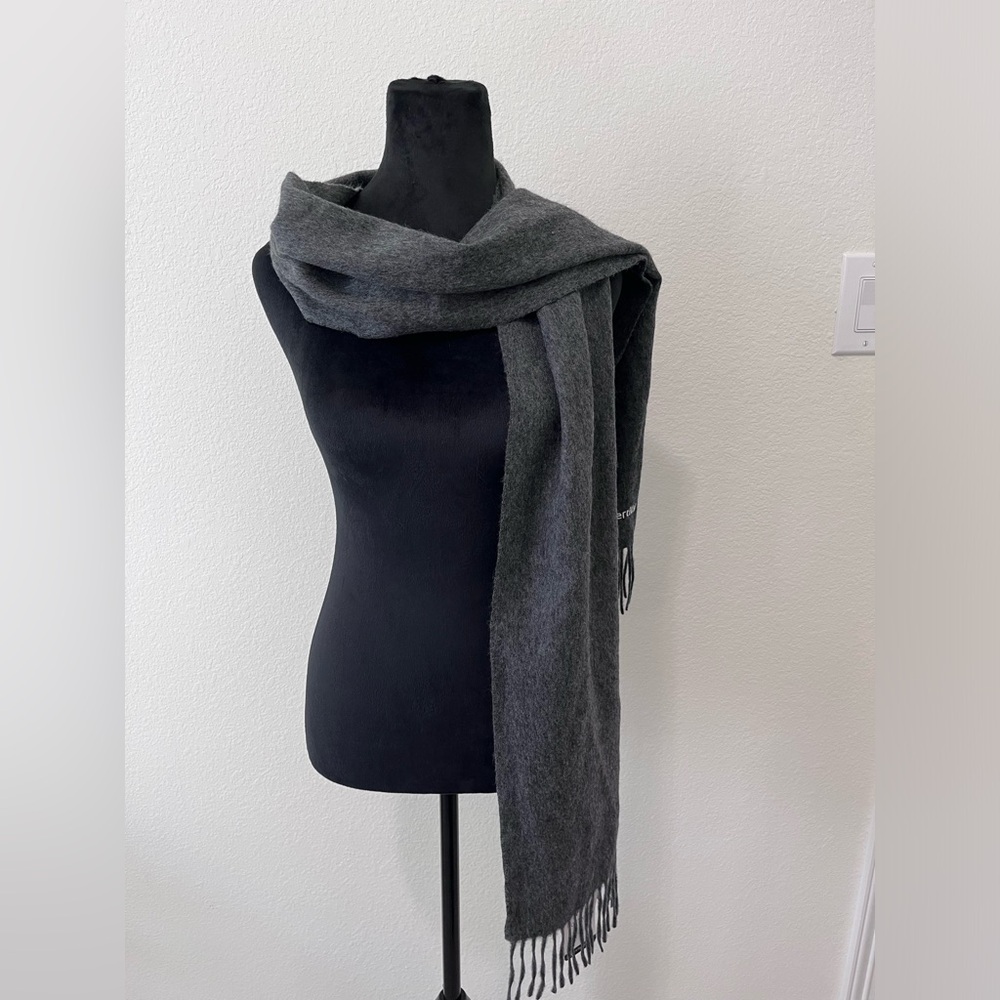 Grey Cashmere Wolfmark Scarf- never worn/with tags
